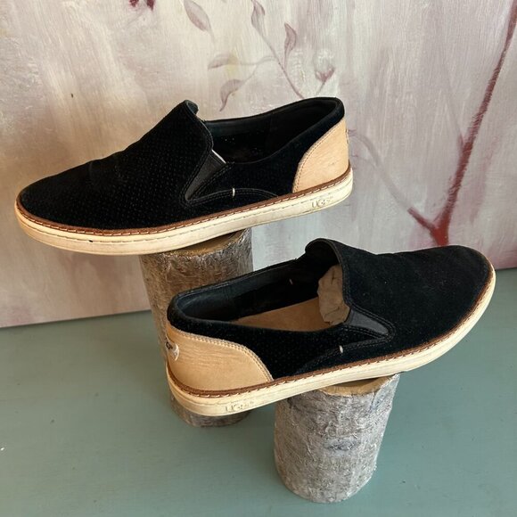 Ugg Women's Adley Perforated Slip-On Sneaker Size 8 Suede Black and Tan Preppy - Picture 3 of 11
